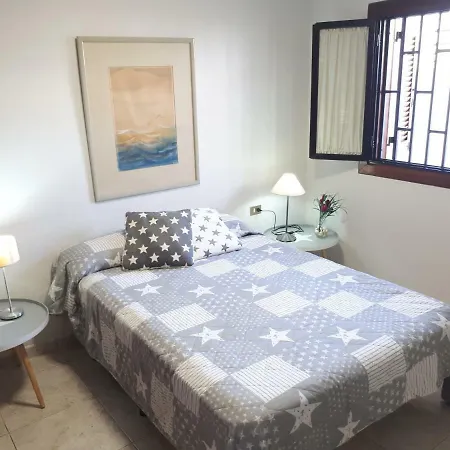 Victoria Los Cristianos *