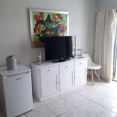 Victoria Los Cristianos Apartment *